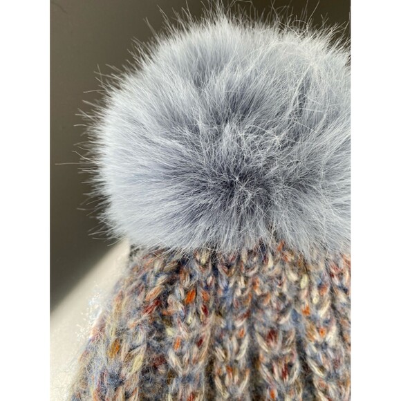 Norla Canada Women’s Blue Pom Pom Knit Beanie Hat Multi-Color OS Outdoor Chic